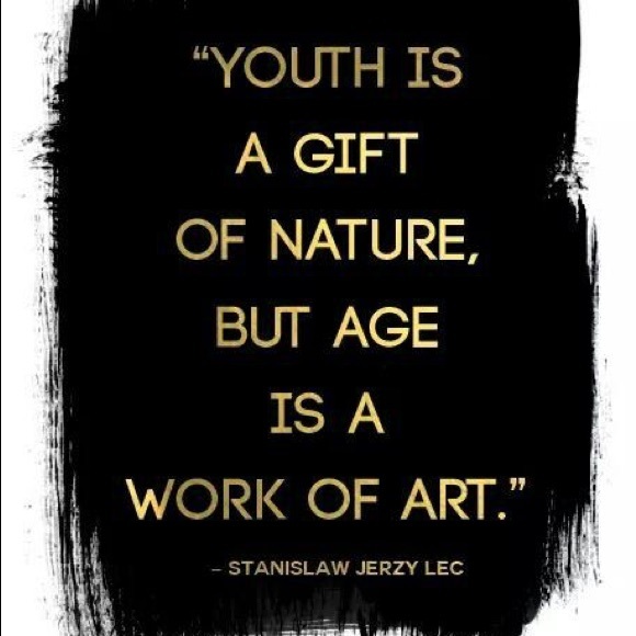 Meet your Posher Christina - Picture 9 of 13